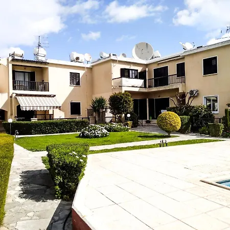 The Perfect Vacation Place Paphos Exterior photo